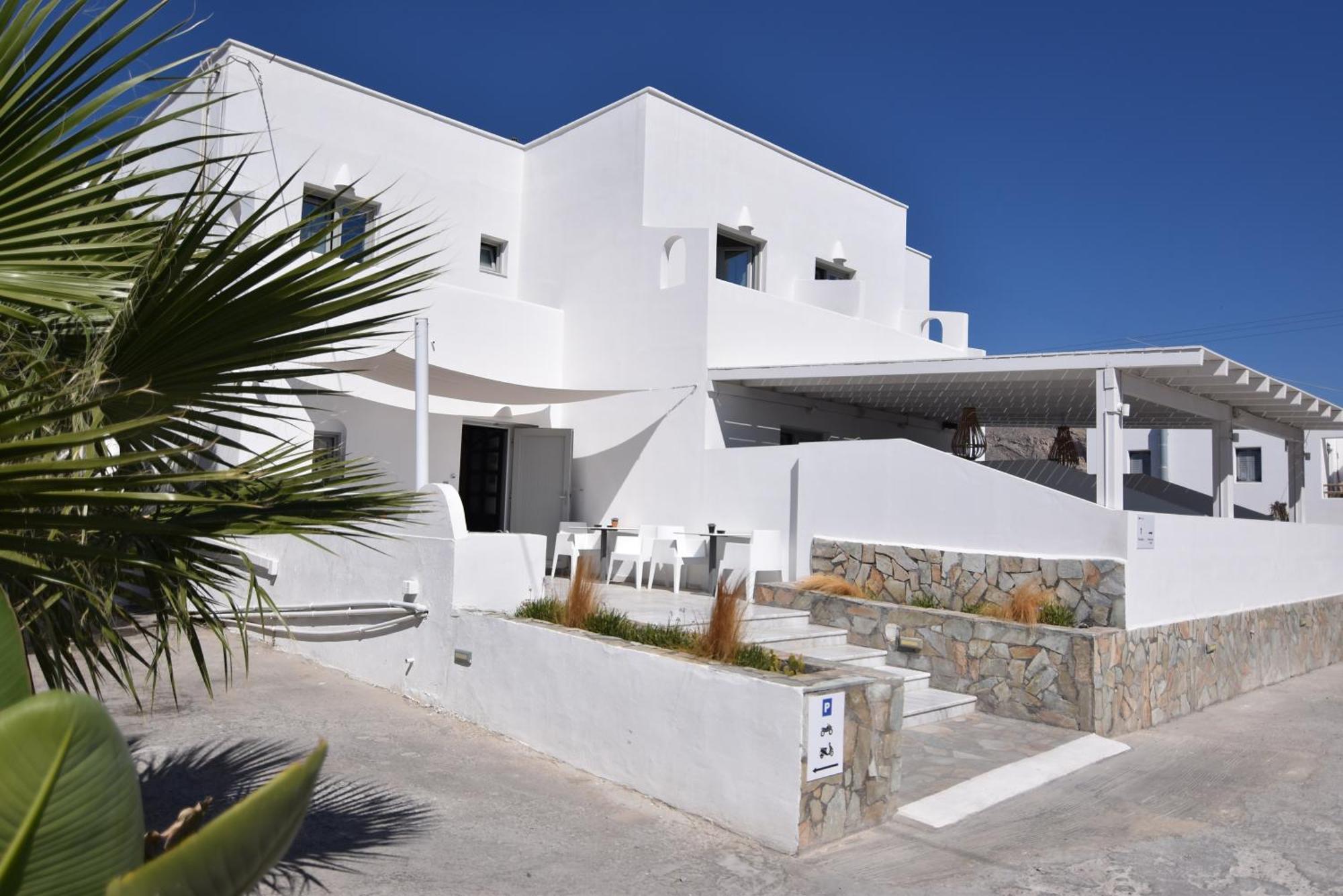 Aegeeis Hotel Perissa  Exterior photo